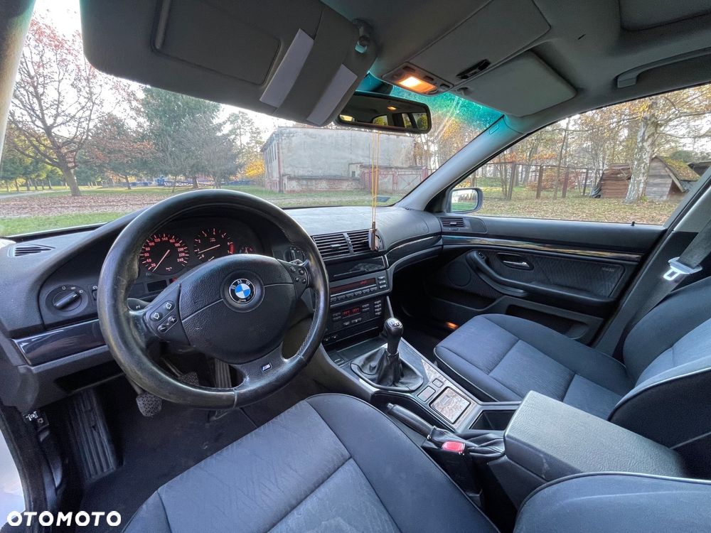 BMW Seria 5 - 17