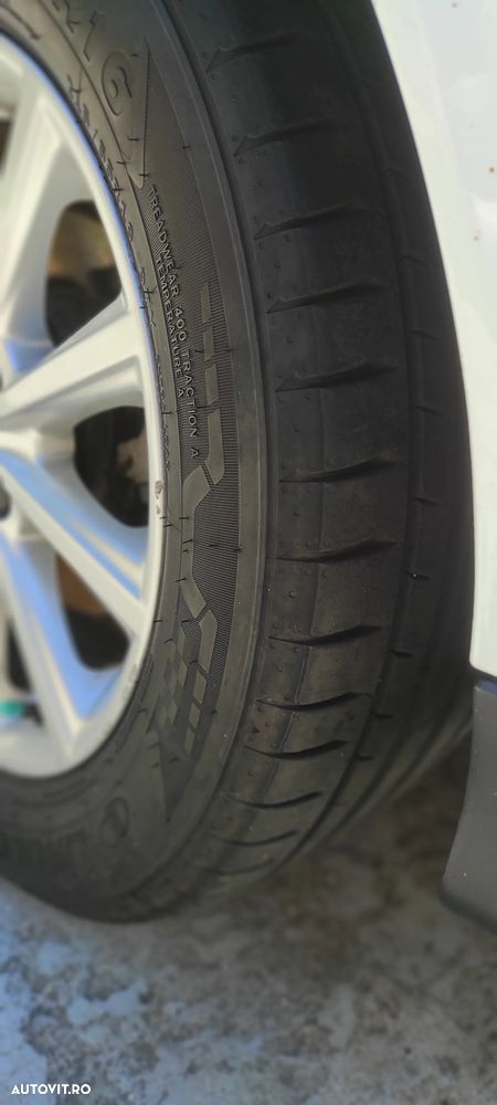Ford Focus 1.5 TDCi Powershift Titanium - 8