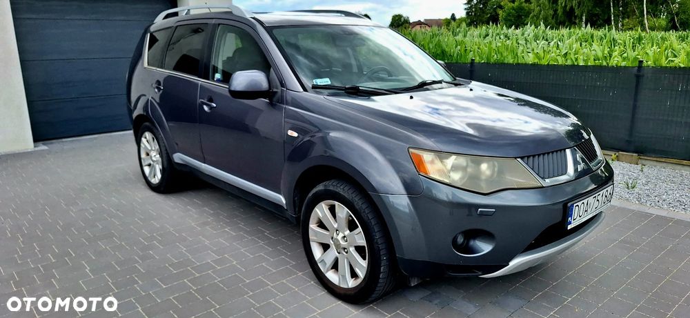 Mitsubishi Outlander 2.0 DID Instyle - 4