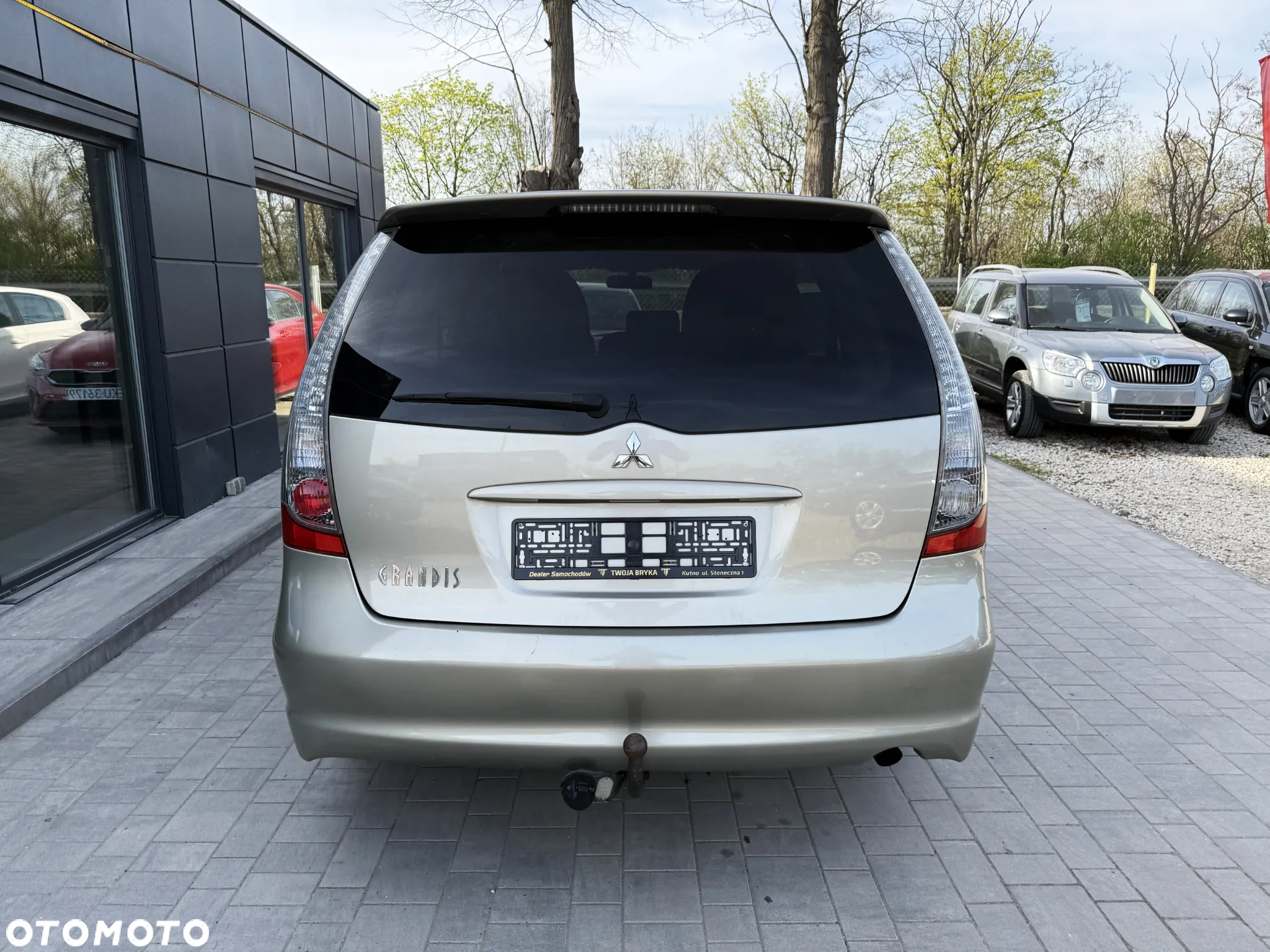 Mitsubishi Grandis 2.4 Intense - 20
