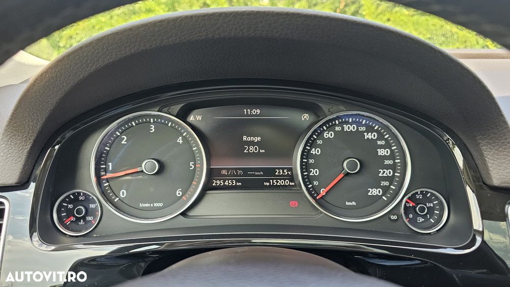 Volkswagen Touareg - 9