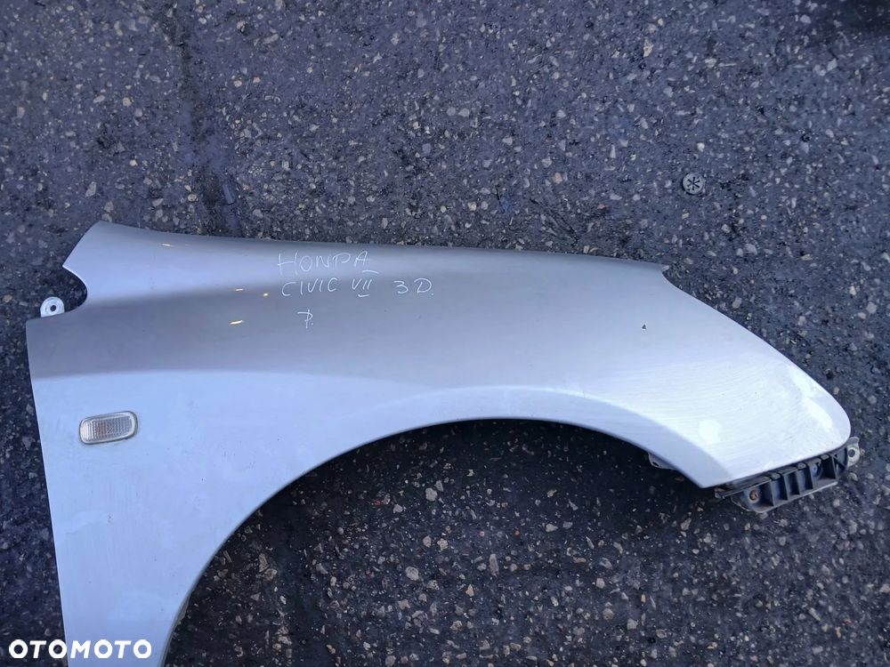 Honda Civic VII 3D Błotnik lewy, prawy - 7
