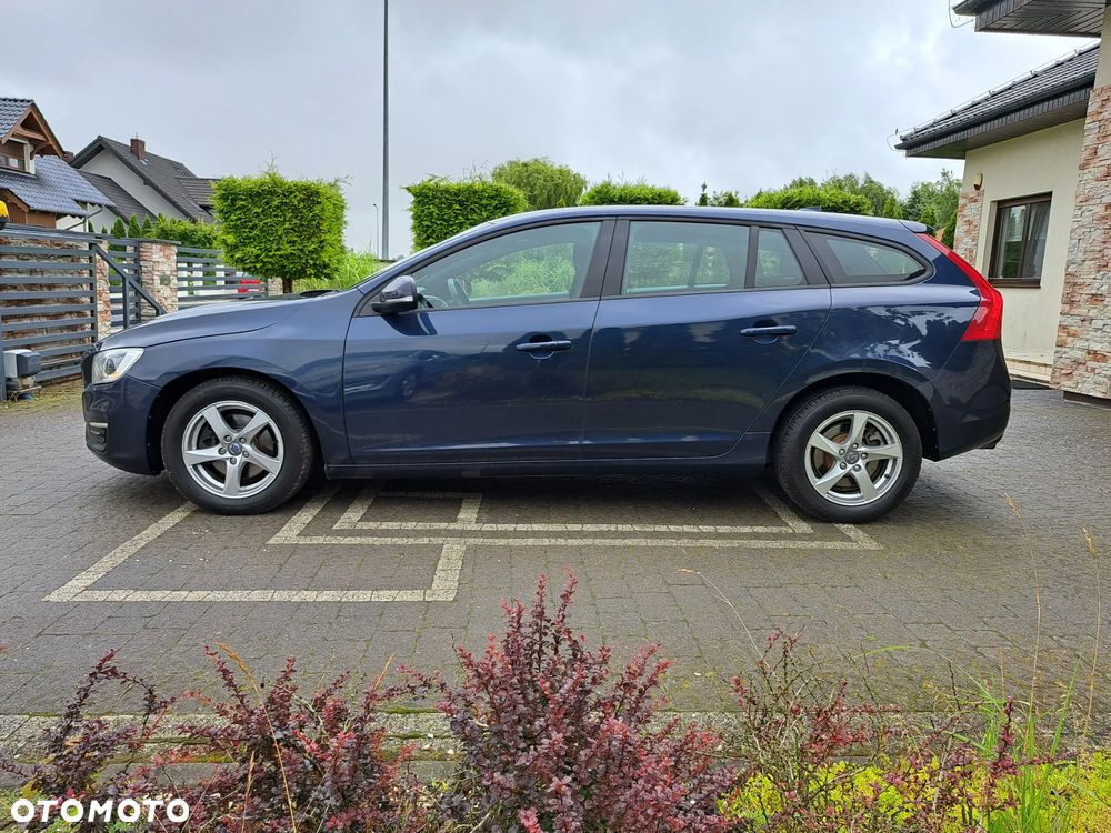 Volvo V60 D3 Geartronic Kinetic - 8
