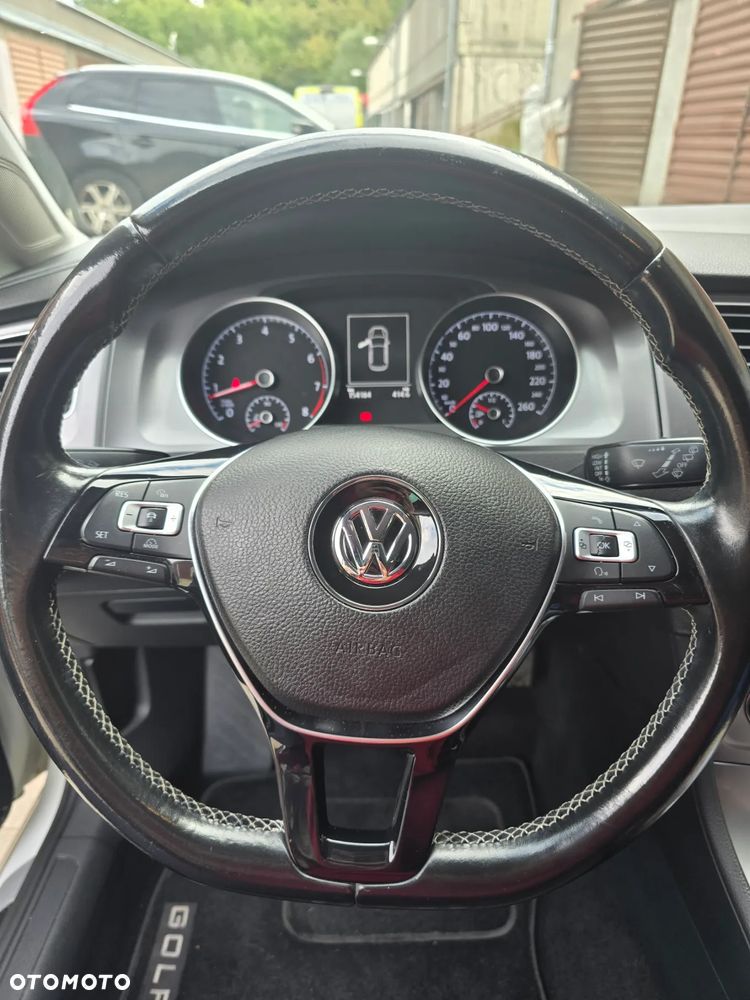 Volkswagen Golf VII 1.2 TSI BMT Comfortline - 11