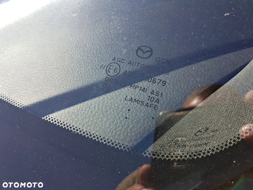 Mazda 3 SKYACTIV-G 2.0 M-Hybrid SELECTION - 10
