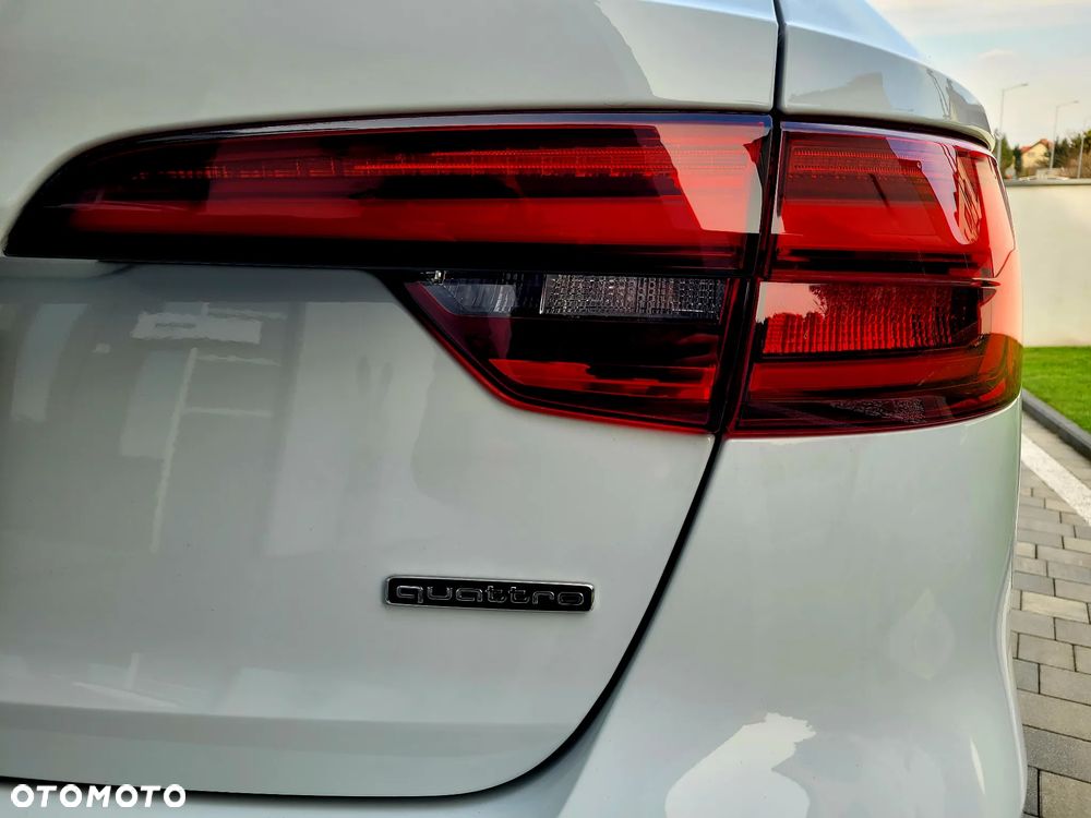 Audi A4 Avant 45 TFSI quattro S tronic - 15
