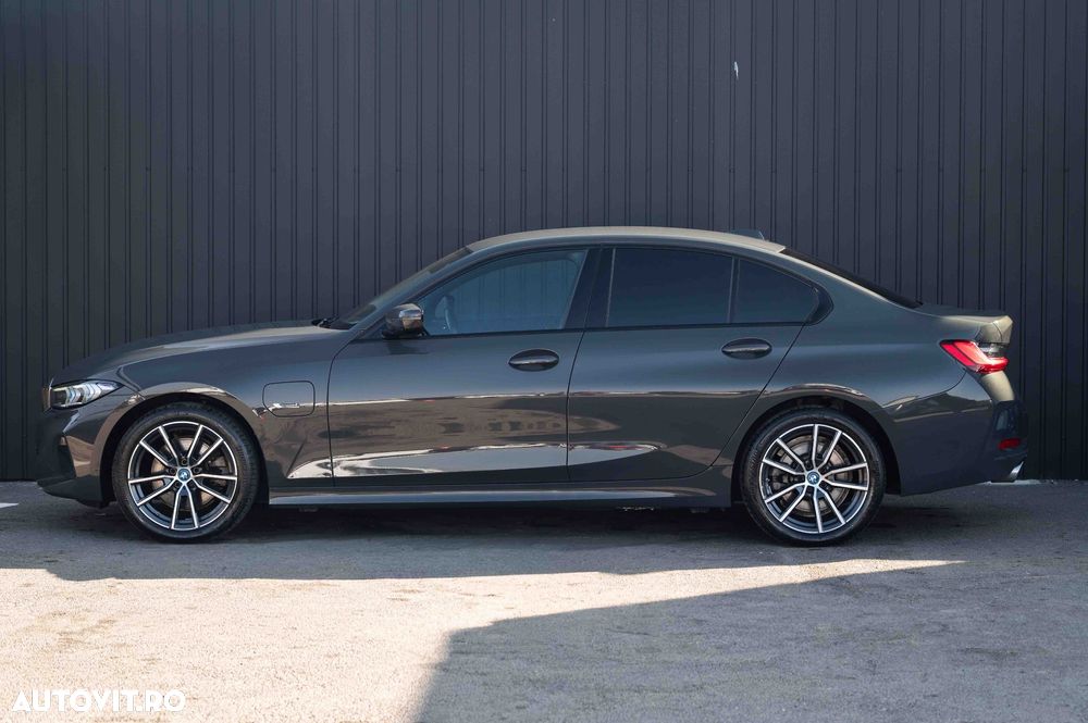 BMW Seria 3 320e Aut. - 9