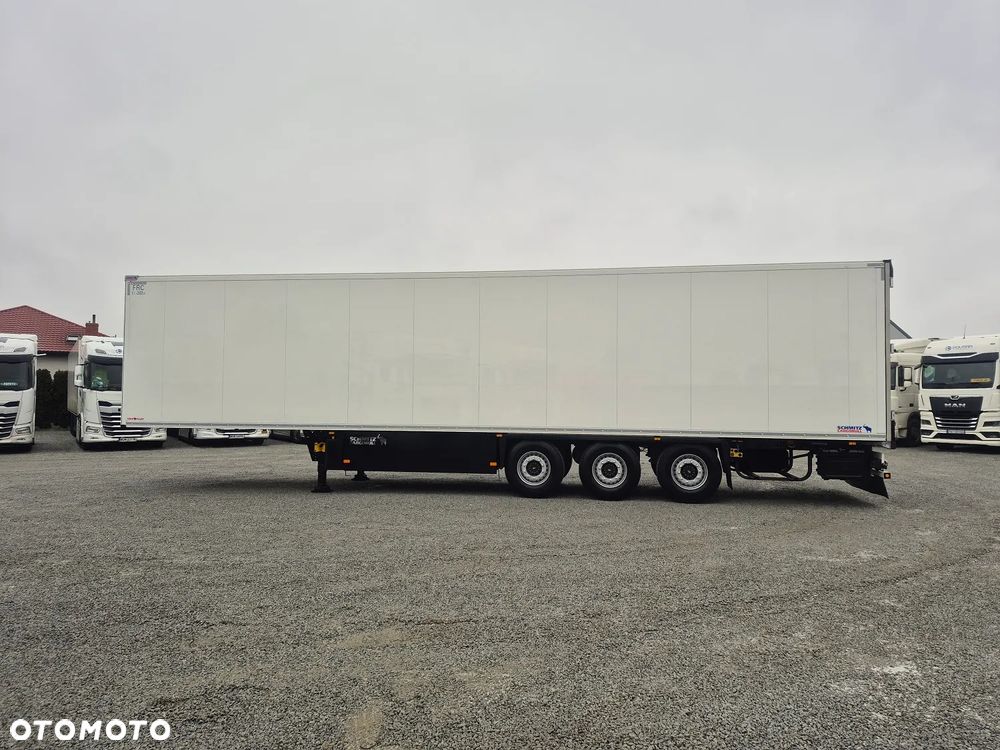 Schmitz Cargobull V7 SKO24 Thermo King SLX 300 e 7CM / 2.65 - 3