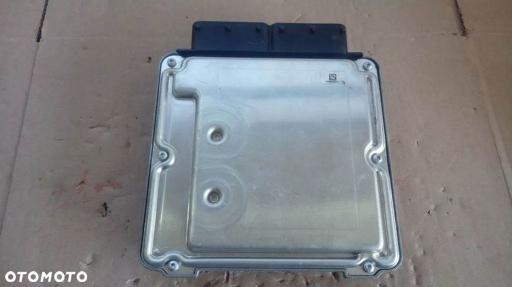 STEROWNIK KOMPUTER SILNIKA PASSAT B8 04L907309R - 3