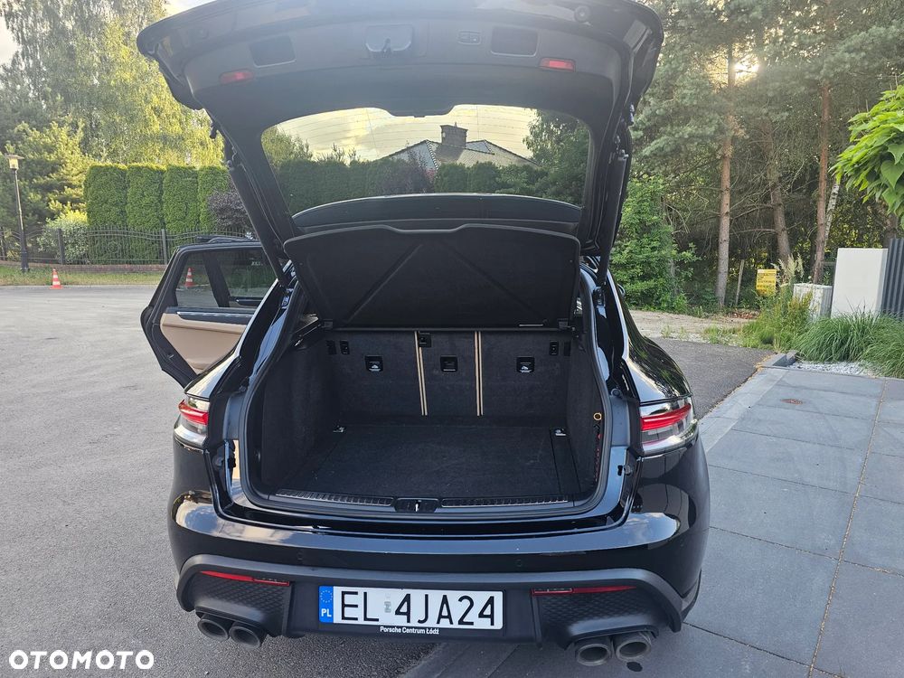 Porsche Macan T - 24