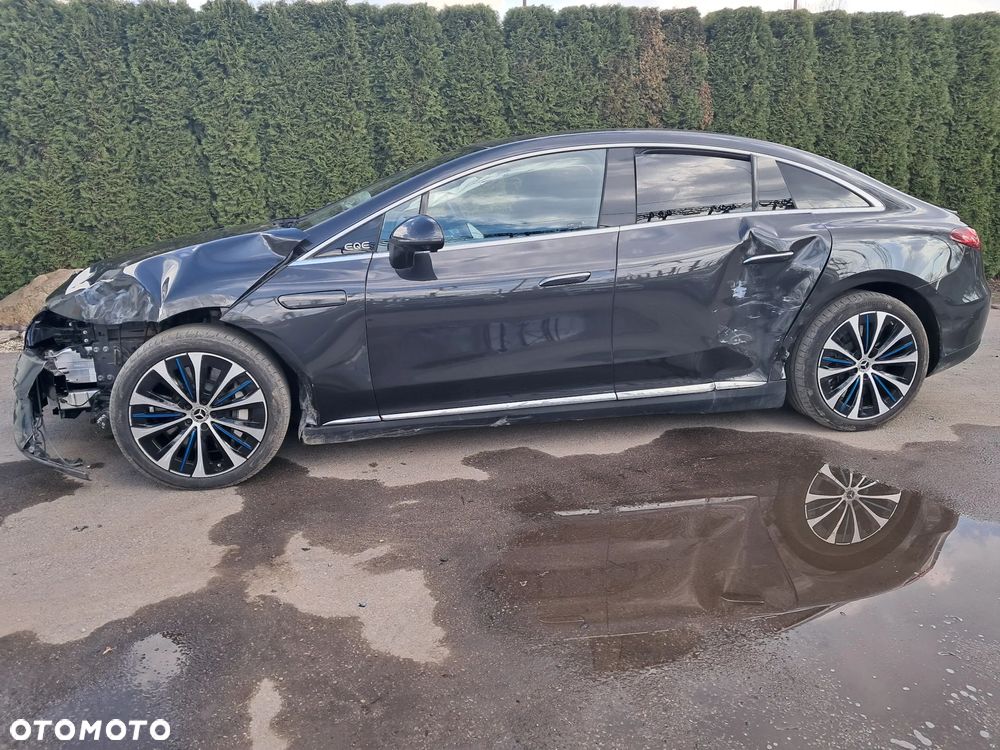 Mercedes-Benz EQE - 3