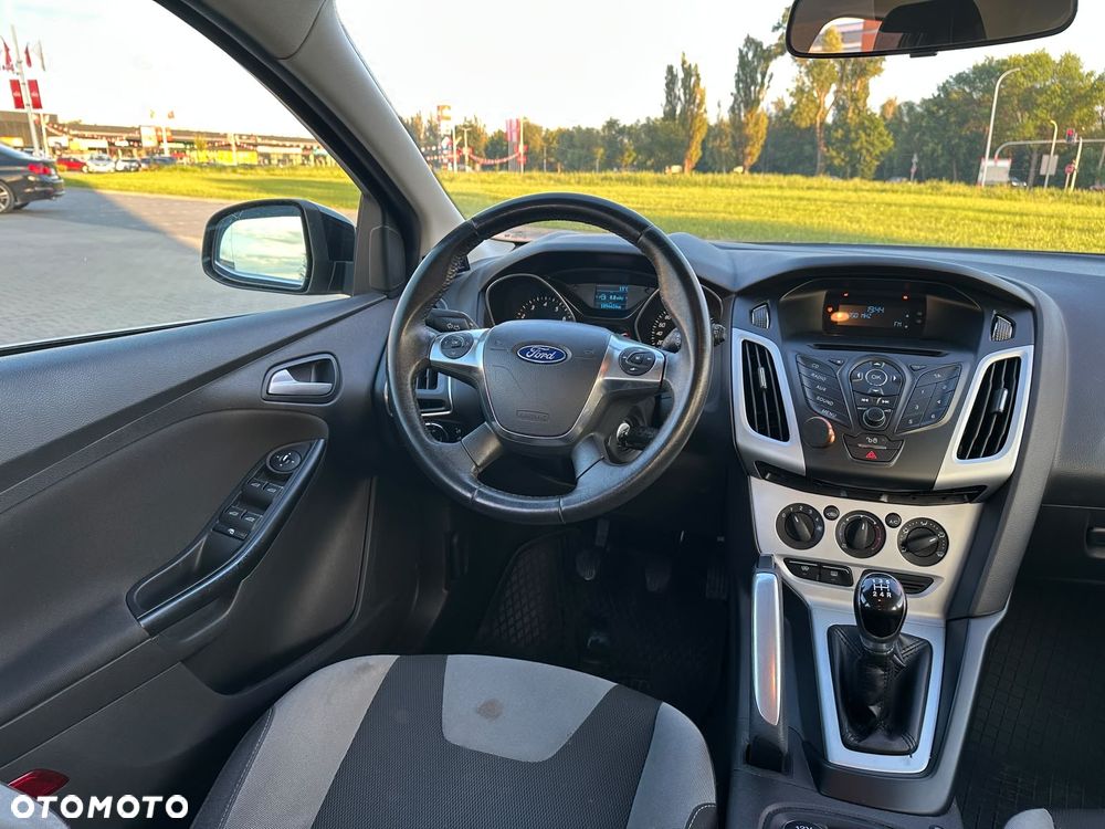 Ford Focus 1.6 Trend - 8