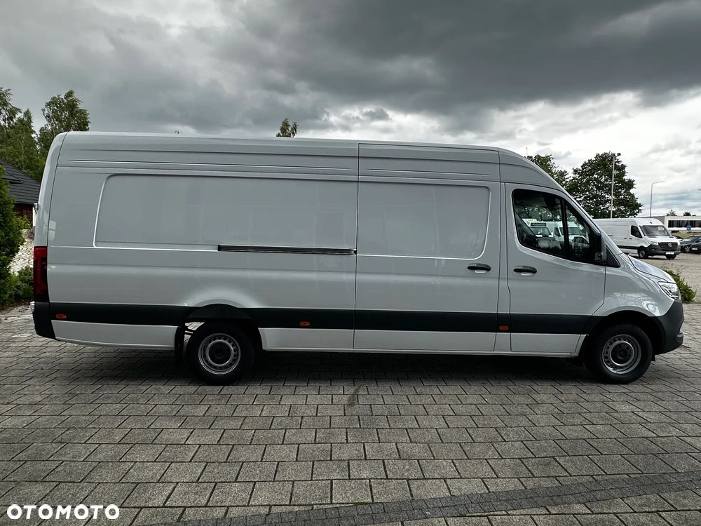Mercedes-Benz Sprinter - 6