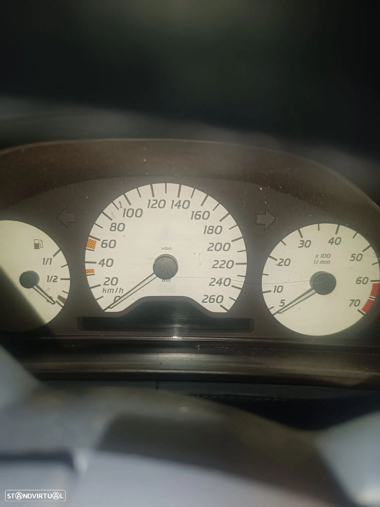 Mercedes-Benz CLK 320 - 15