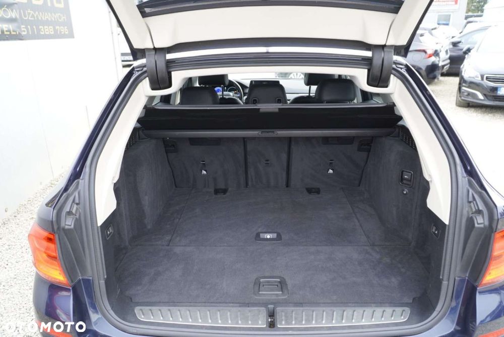 BMW Seria 5 520d Sport Line sport - 8