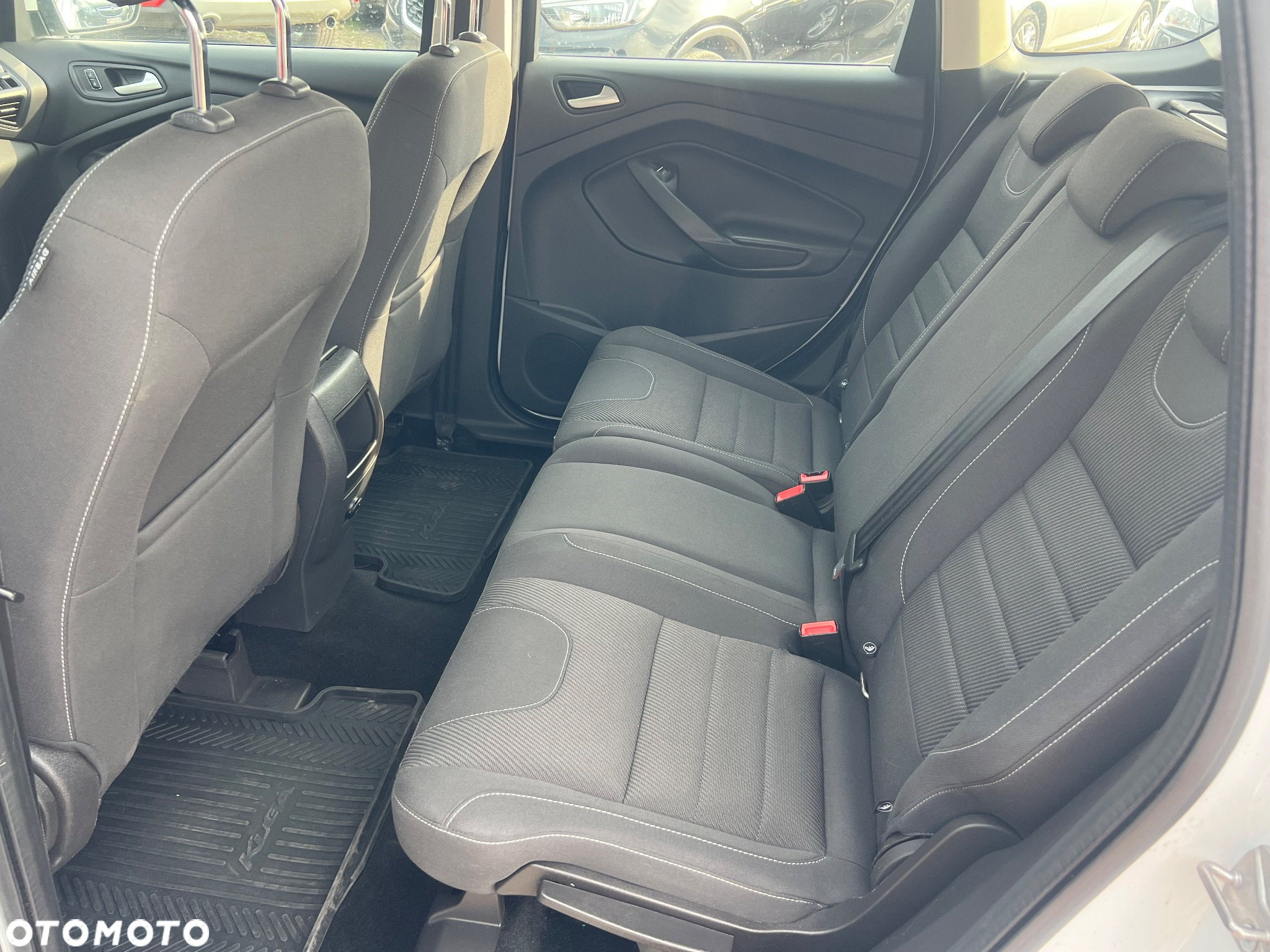 Ford Kuga - 6