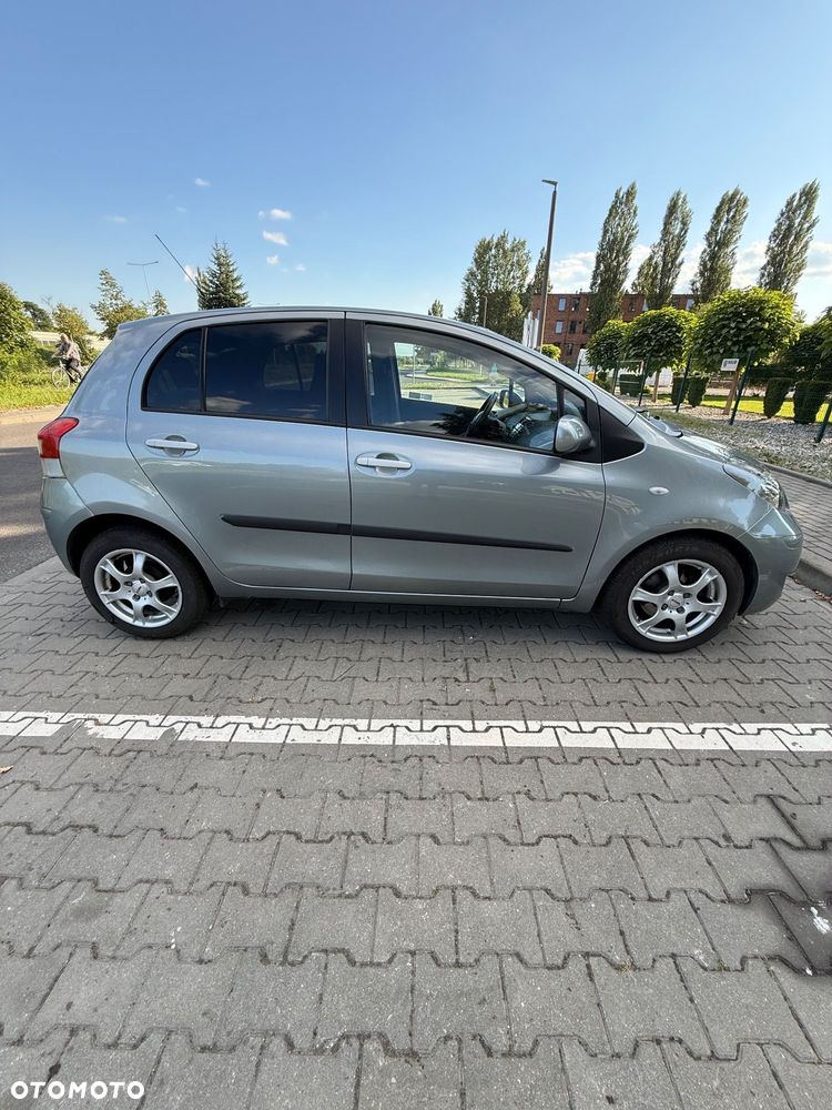 Toyota Yaris 1.33 2010 - 3