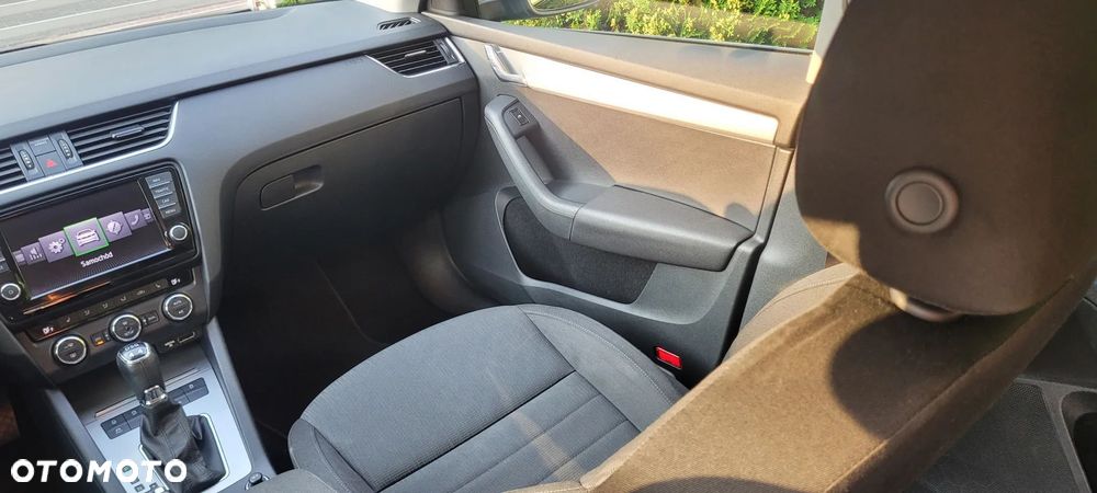 Skoda Octavia 1.8 TSI 4x4 Style DSG - 13