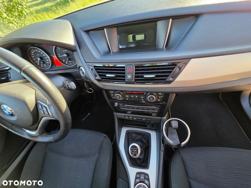 BMW X1 sDrive18d xLine - 18