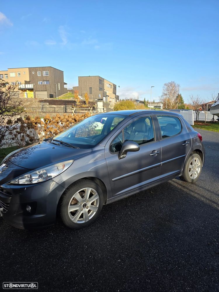 Peugeot 207 1.6 HDi 99g - 2