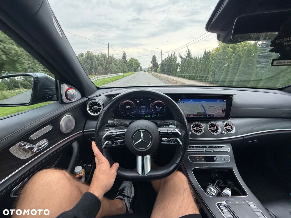 Mercedes-Benz Klasa E - 31