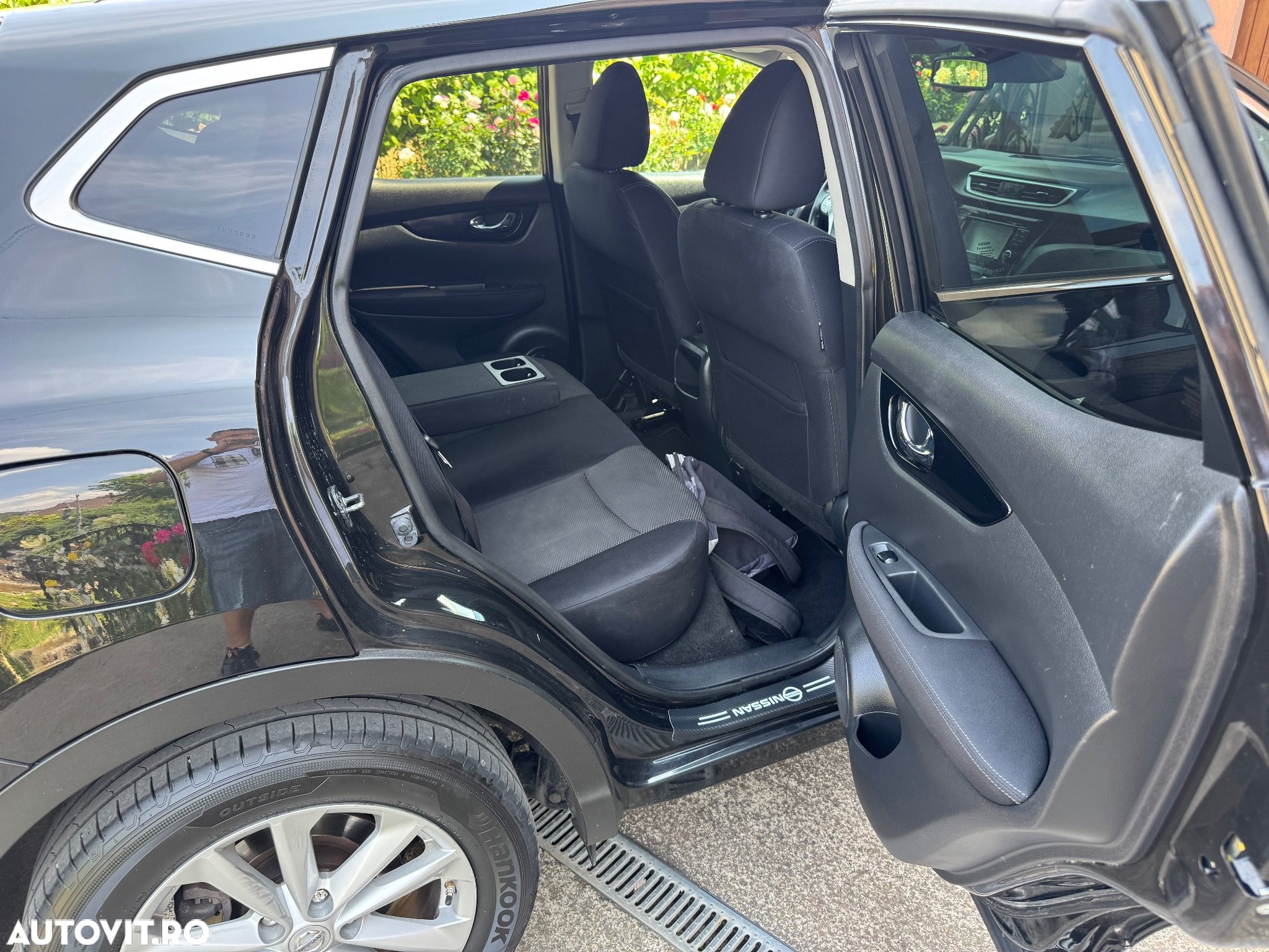 Nissan Qashqai 1.5 DCI TEKNA - 10