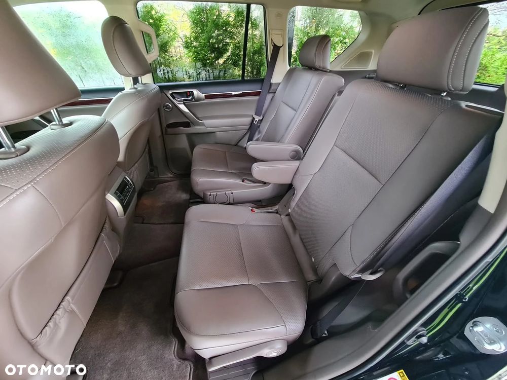 Lexus GX - 11
