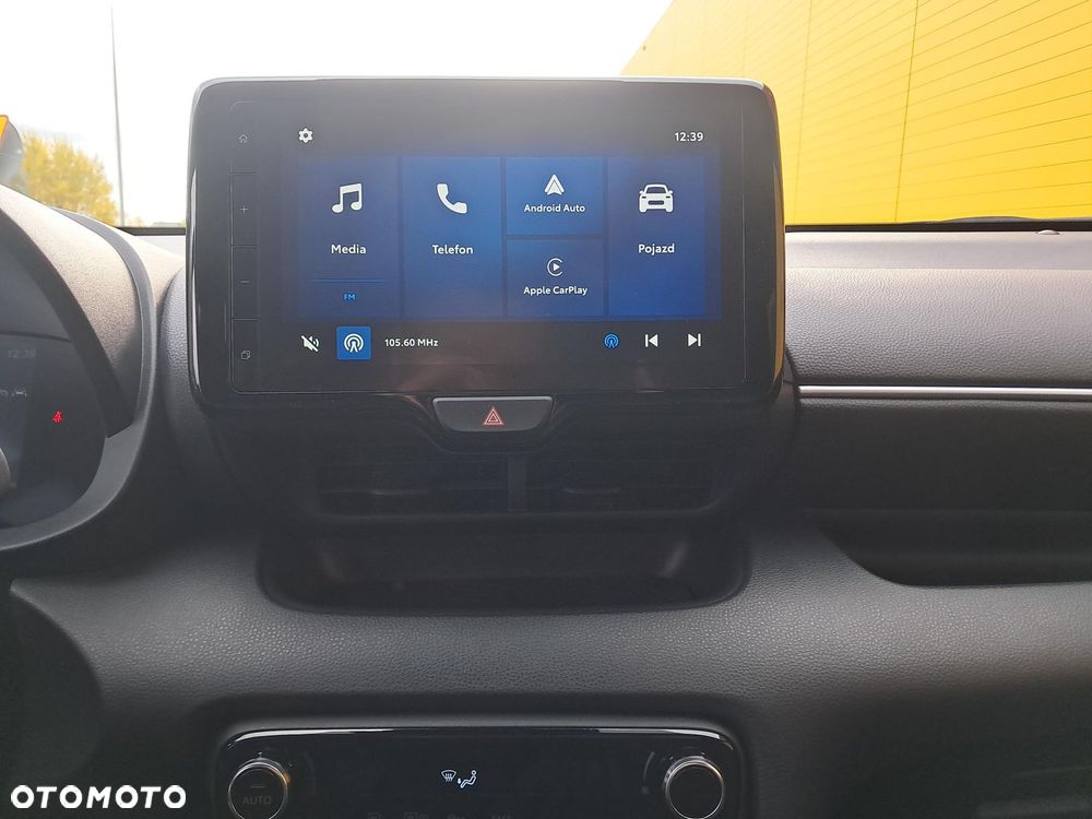 Toyota Yaris Hybrid 1.5 Style - 27