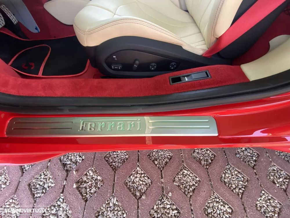 Ferrari F8 Tributo Standard - 41
