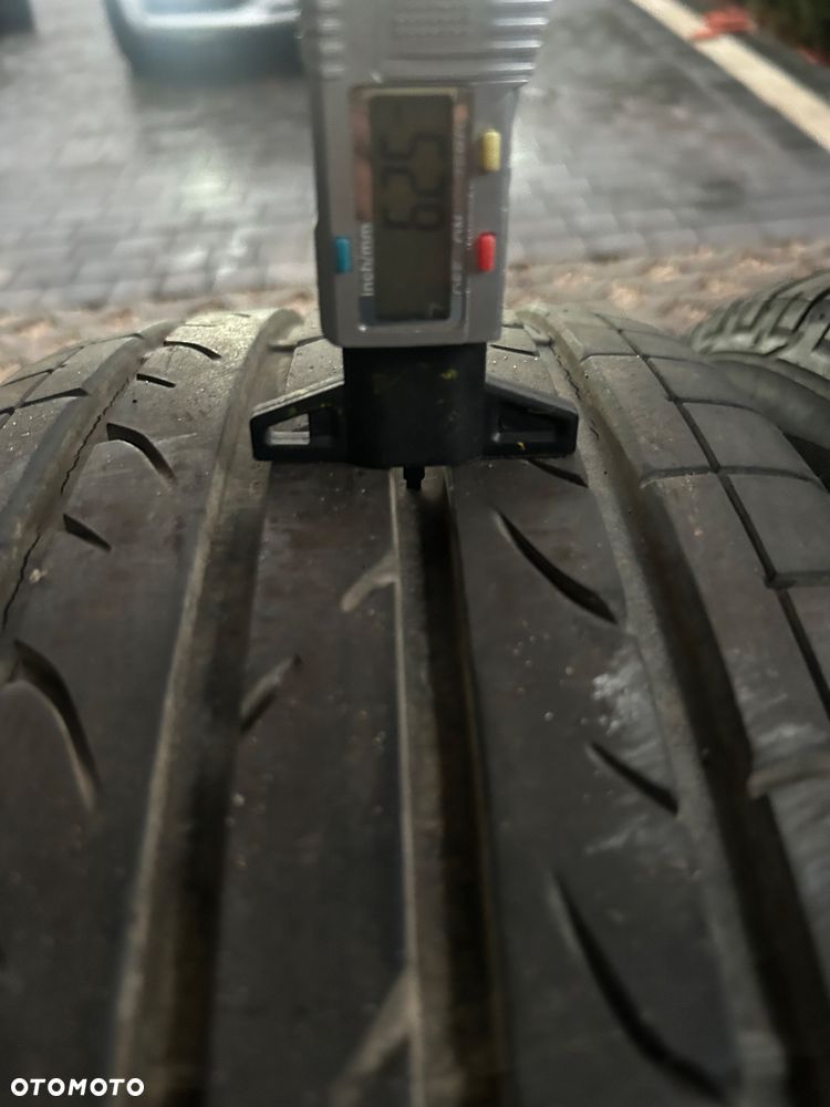 235/60/18 235/60R18 103W Bridgestone DUELER H/P - 3