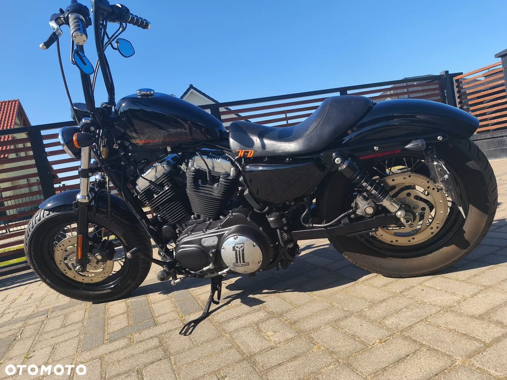 Harley-Davidson Sportster Forty-Eight - 4