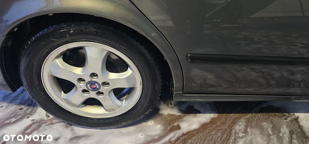 Saab 9-5 2.3 Turbo Aero - 15