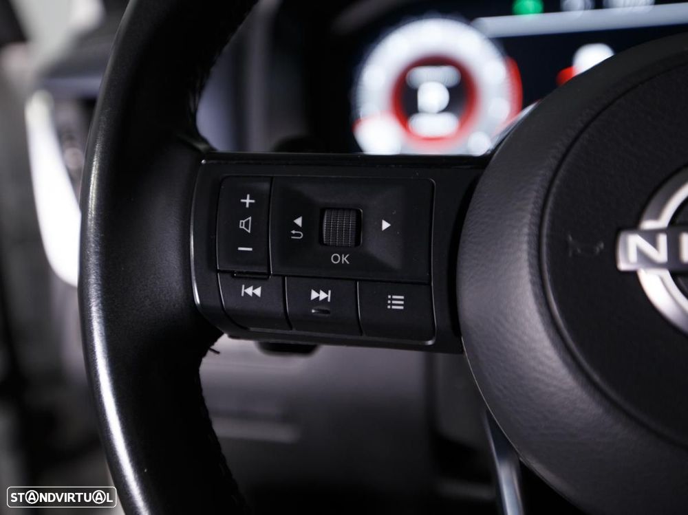 Nissan Qashqai 1.3 DIG-T Acenta Xtronic - 18