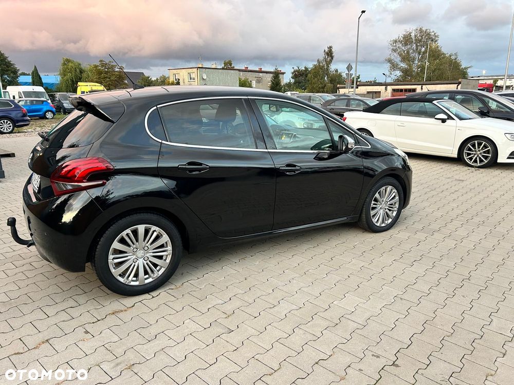 Peugeot 208 1.2 VTi Allure - 6
