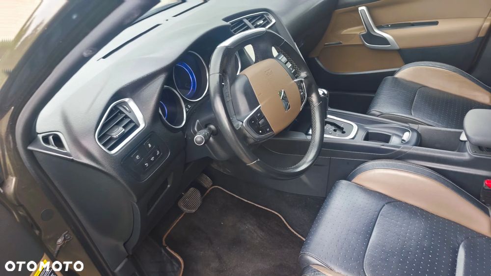 DS Automobiles DS 4 - 12