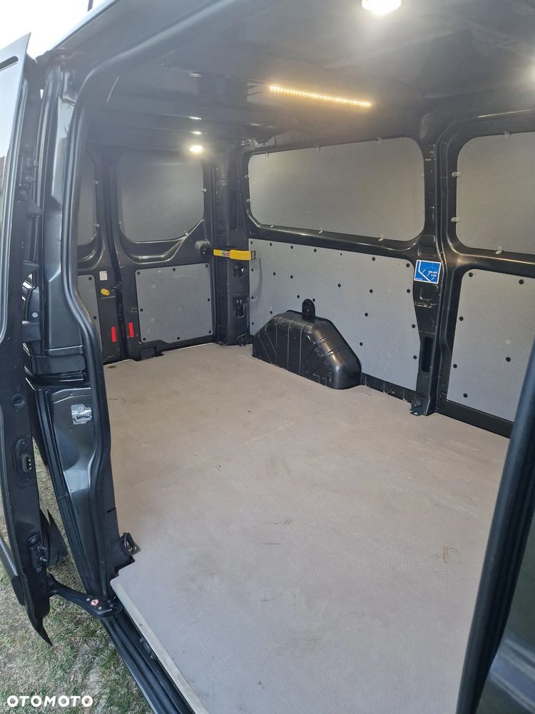 Ford Transit Custom - 10