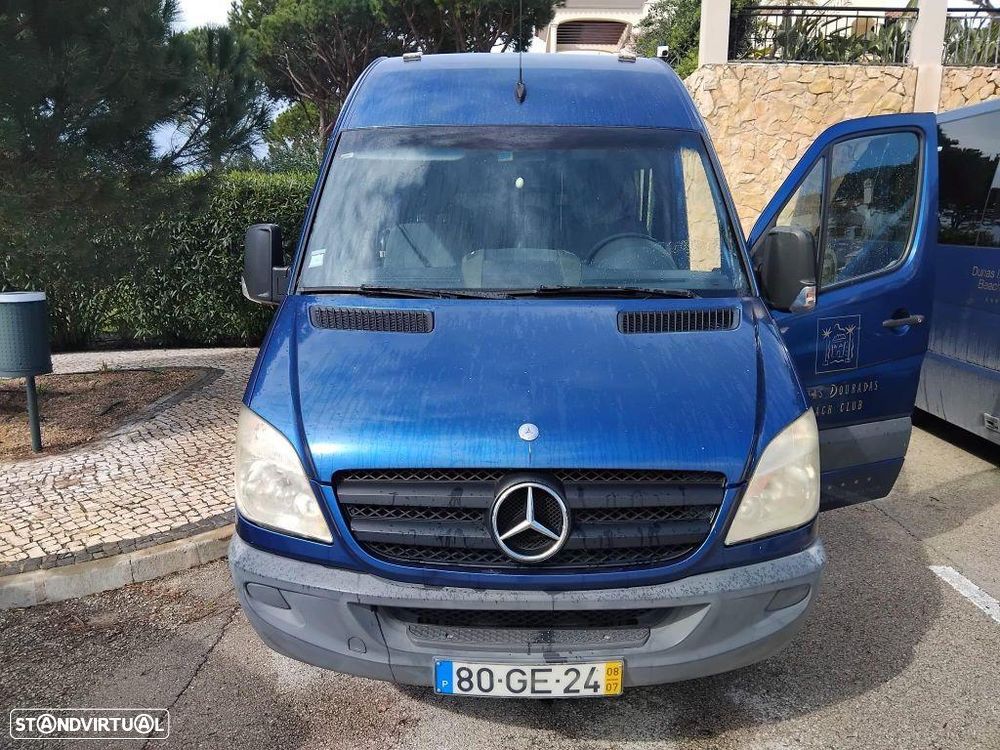 Mercedes Benz 515 Mini-Bus - 4