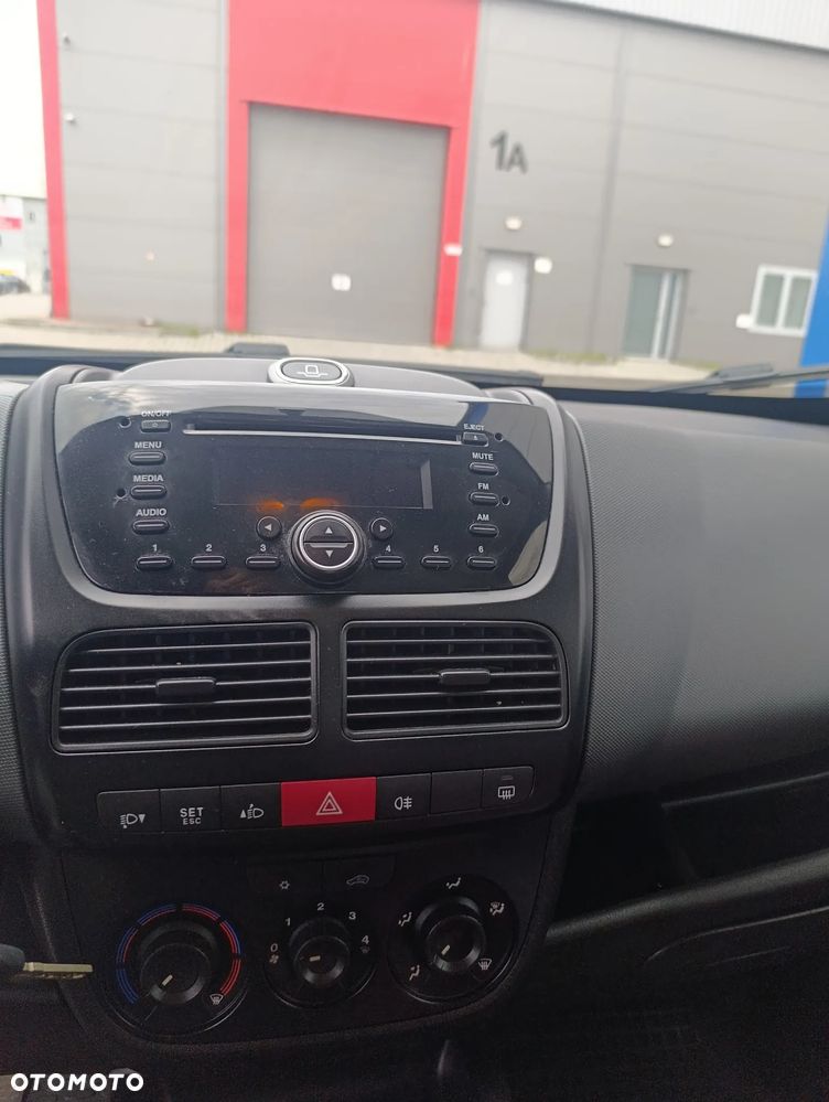 Fiat Doblo 1.4 16V Start&Stopp MyLife - 19