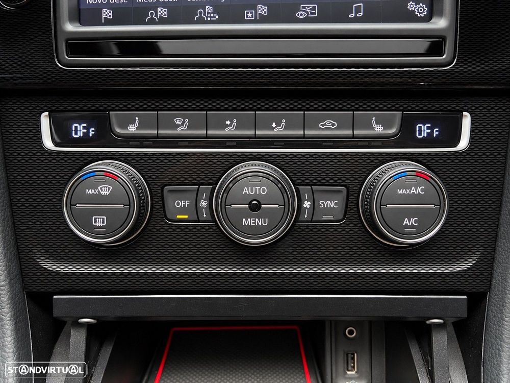 VW Golf 2.0 TSi GTi DSG Performance - 28