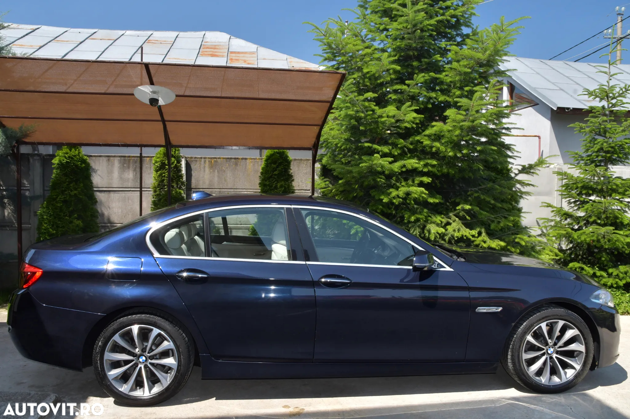 BMW Seria 5 520d xDrive AT - 8