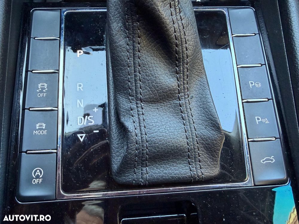 Skoda Superb 2.0 TDI DSG L&K - 8