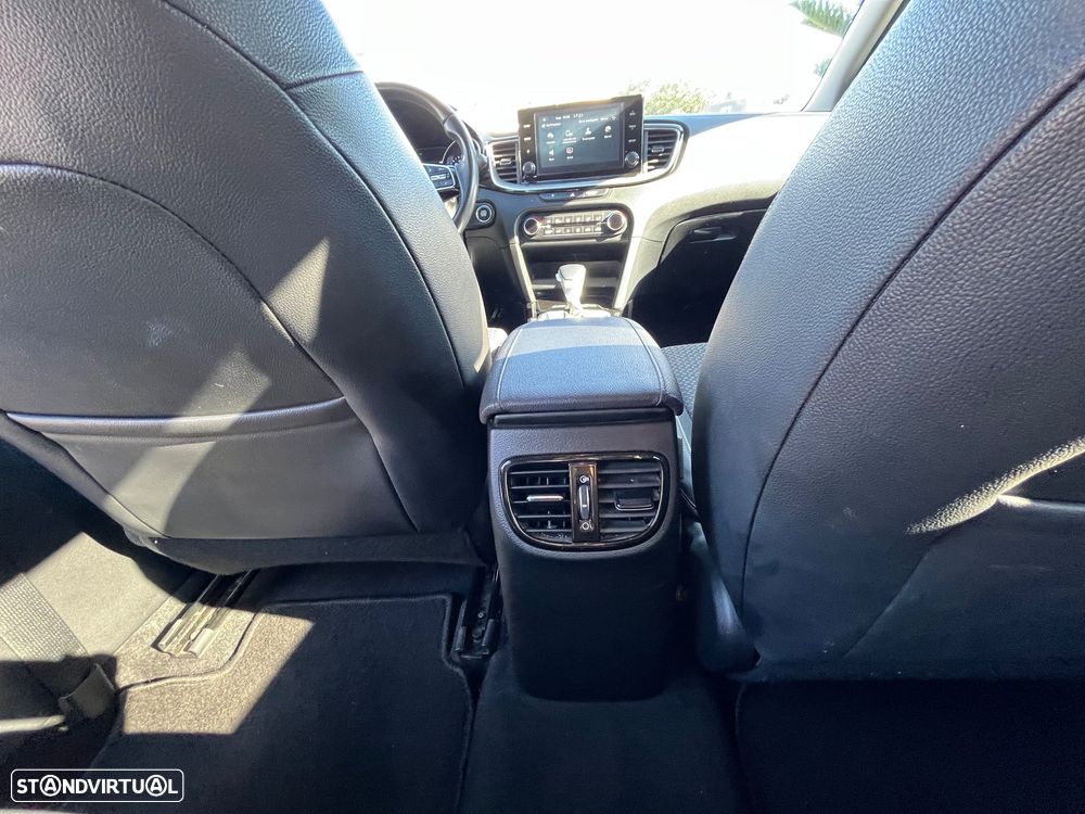 Kia Ceed SW 1.6 GDi PHEV Tech 6DCT - 44