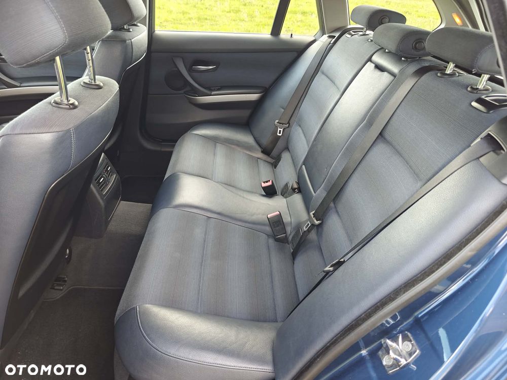 BMW Seria 3 - 14