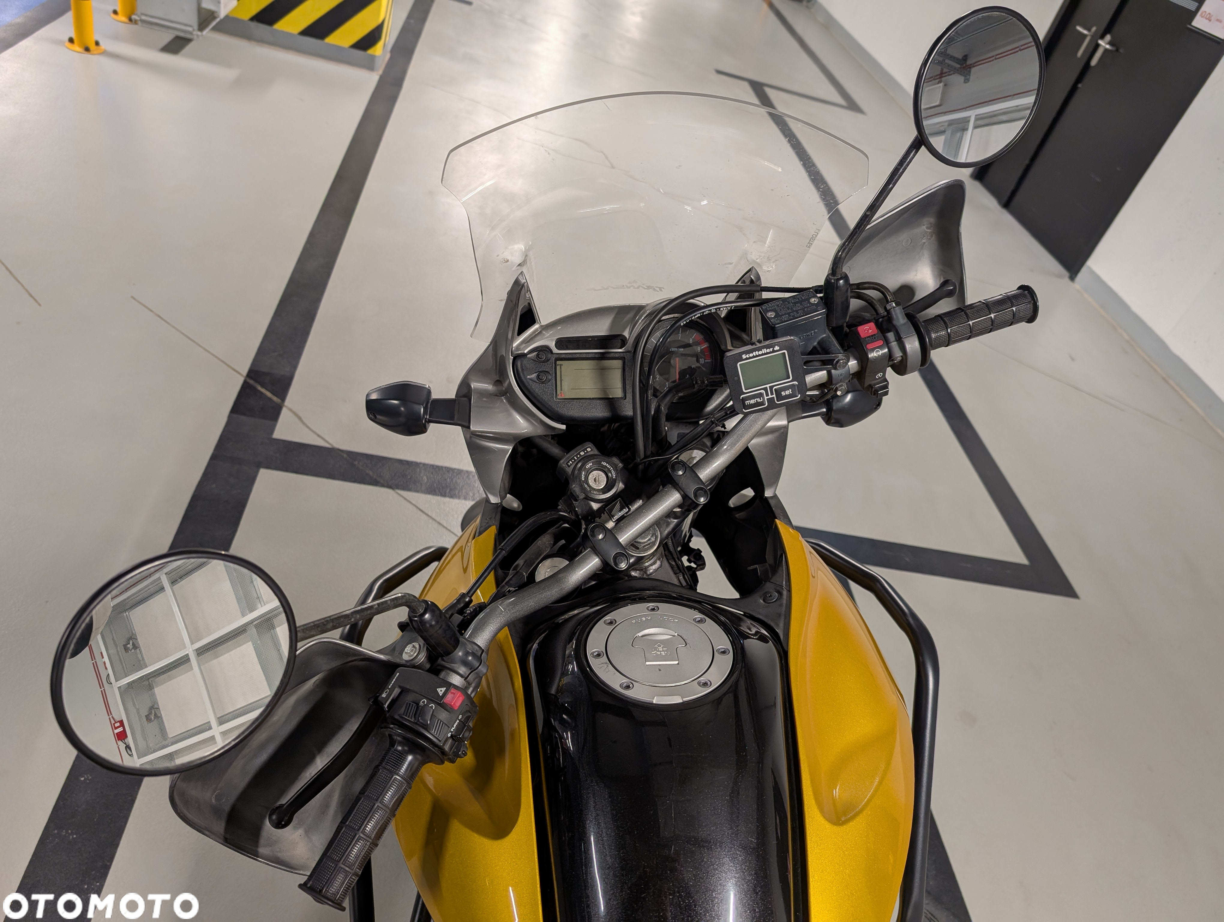 Honda Transalp - 7
