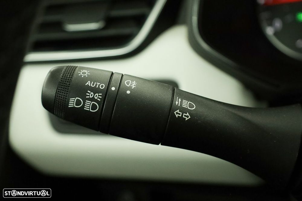 Renault Clio 1.0 TCe Limited Bi-Fuel - 17