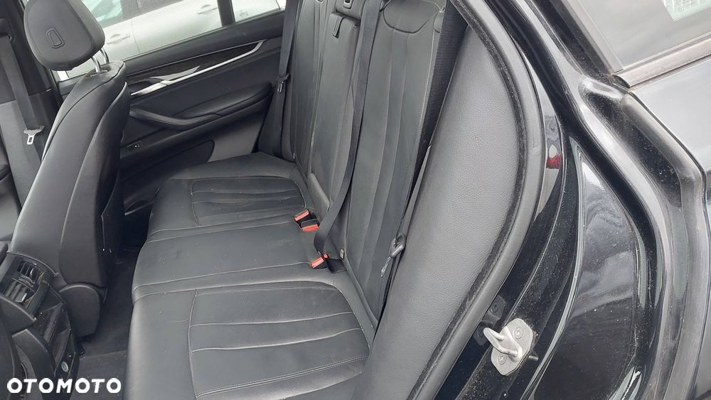 BMW X5 xDrive25d Sport-Aut - 7