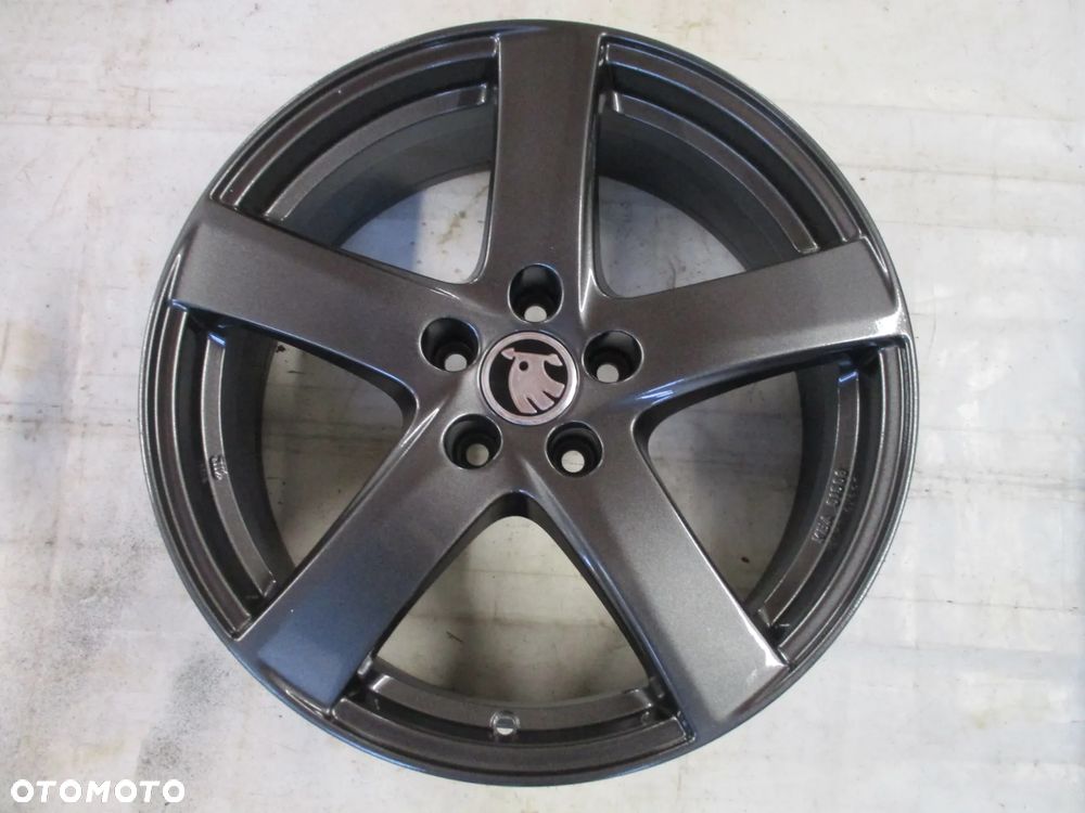 FELGI ALUMINIOWE 18 SKODA OCTAVIA II III OCTAVIA SCOUT II III SUPERB II III YETI KODIAQ KAROQ ET39 - 2