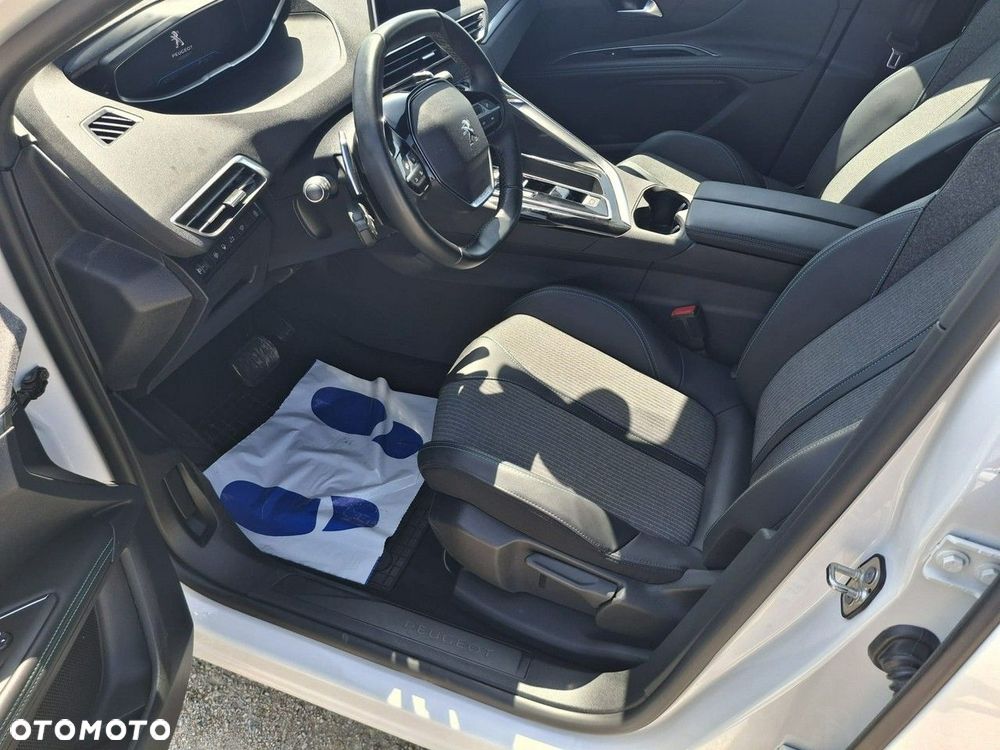Peugeot 3008 - 9