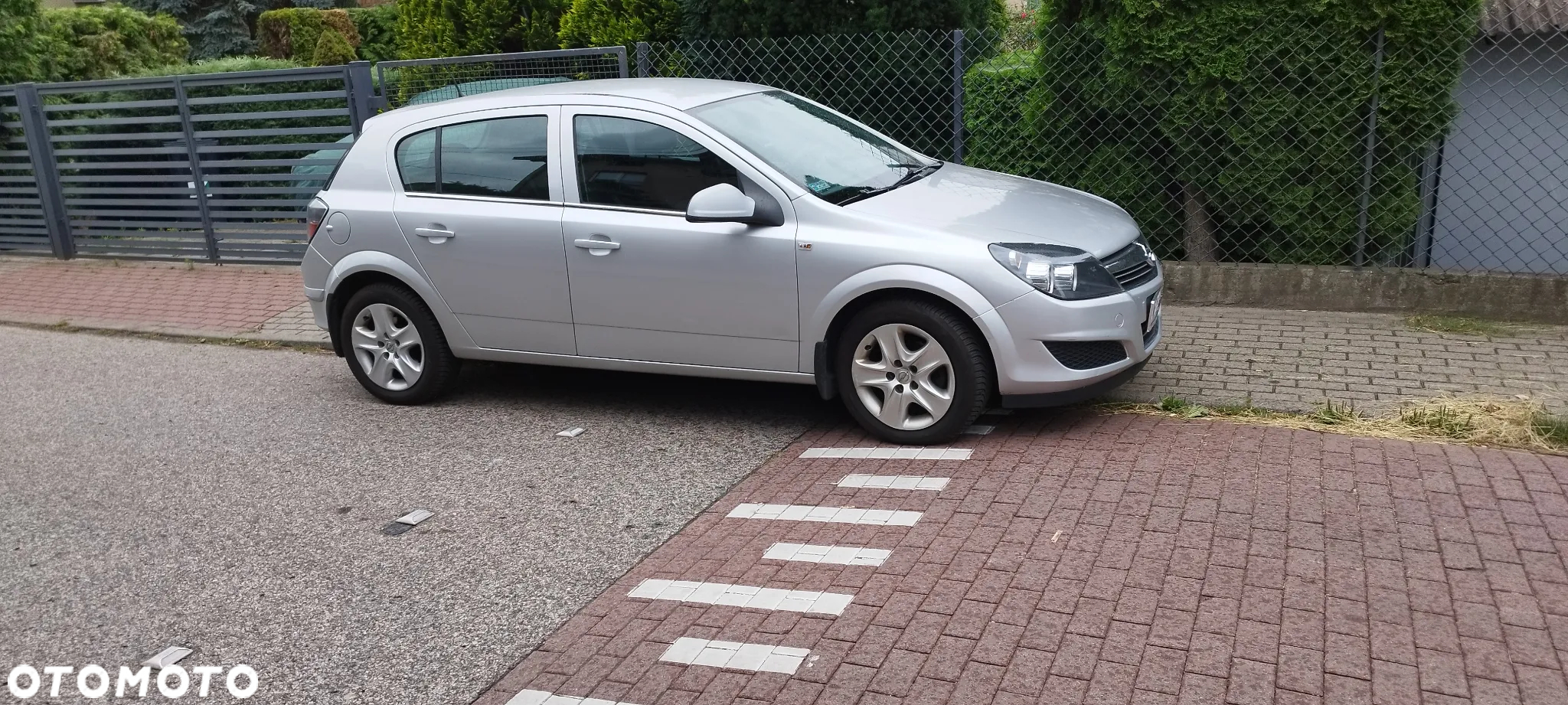 Opel Astra III 1.6 EU5 - 12