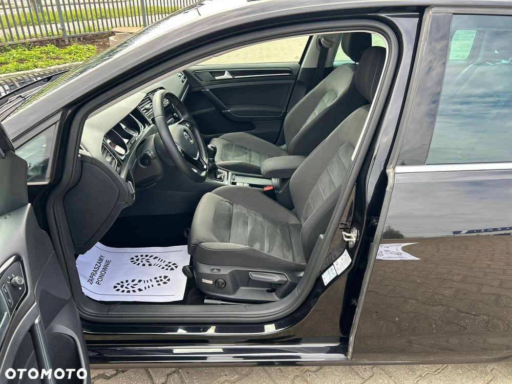 Volkswagen Golf 1.5 TSI BMT Highline - 25